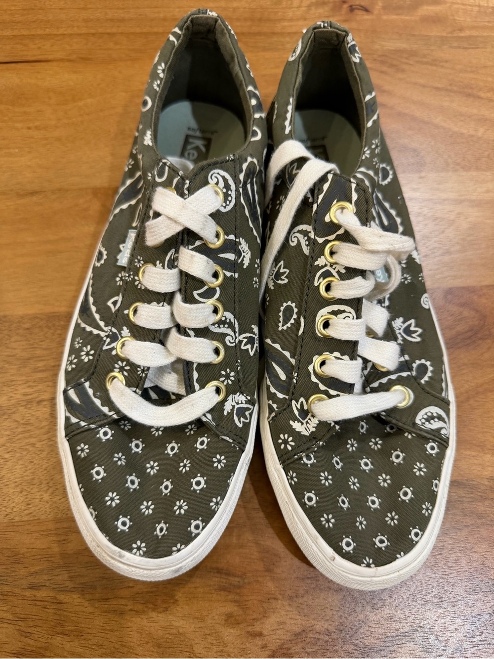 Keds Olive Green Paisley Print Sneakers Women’s Size 7